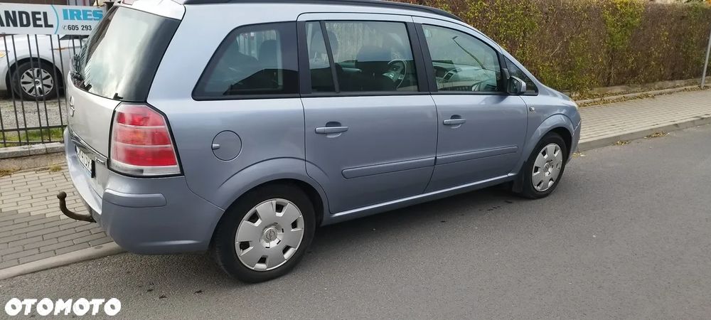 Opel Zafira 1.9 CDTI - 3