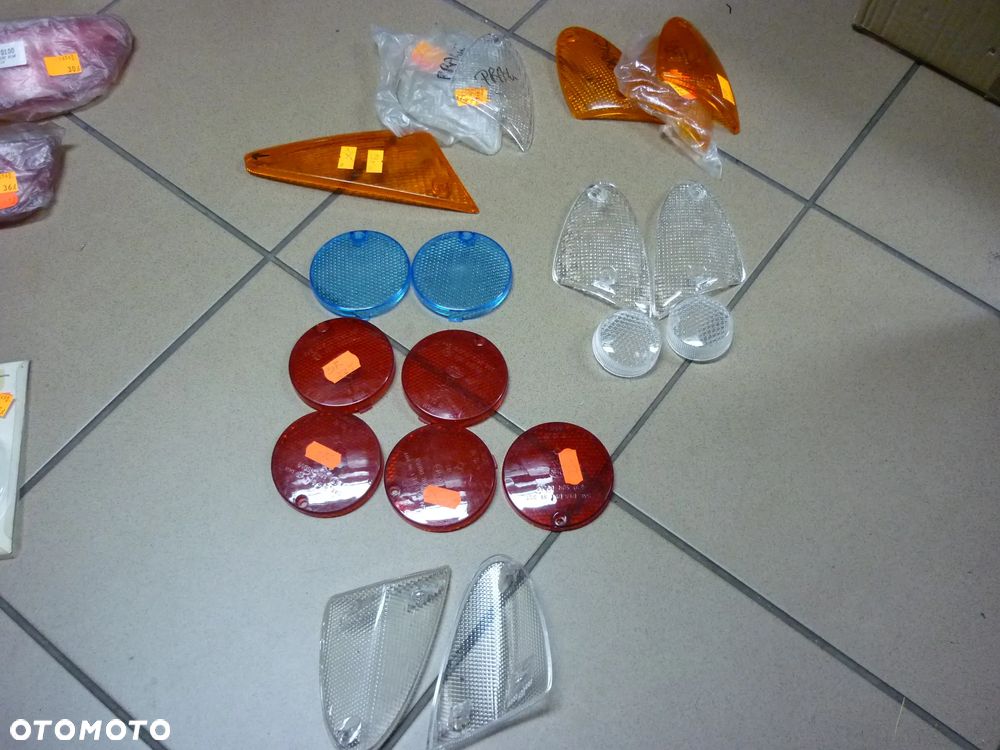 Klosz szkło lampy kierunkowskazu Aprilia SR 50 - 1