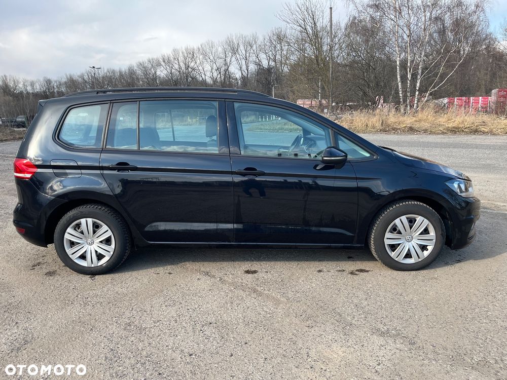 Volkswagen Touran 1.6 TDI SCR (BlueMotion Technology) DSG Trendline - 4