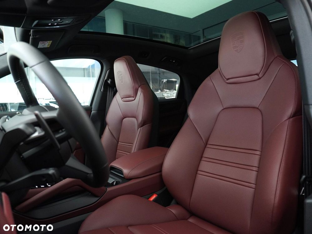 Porsche Cayenne Black Edition - 29
