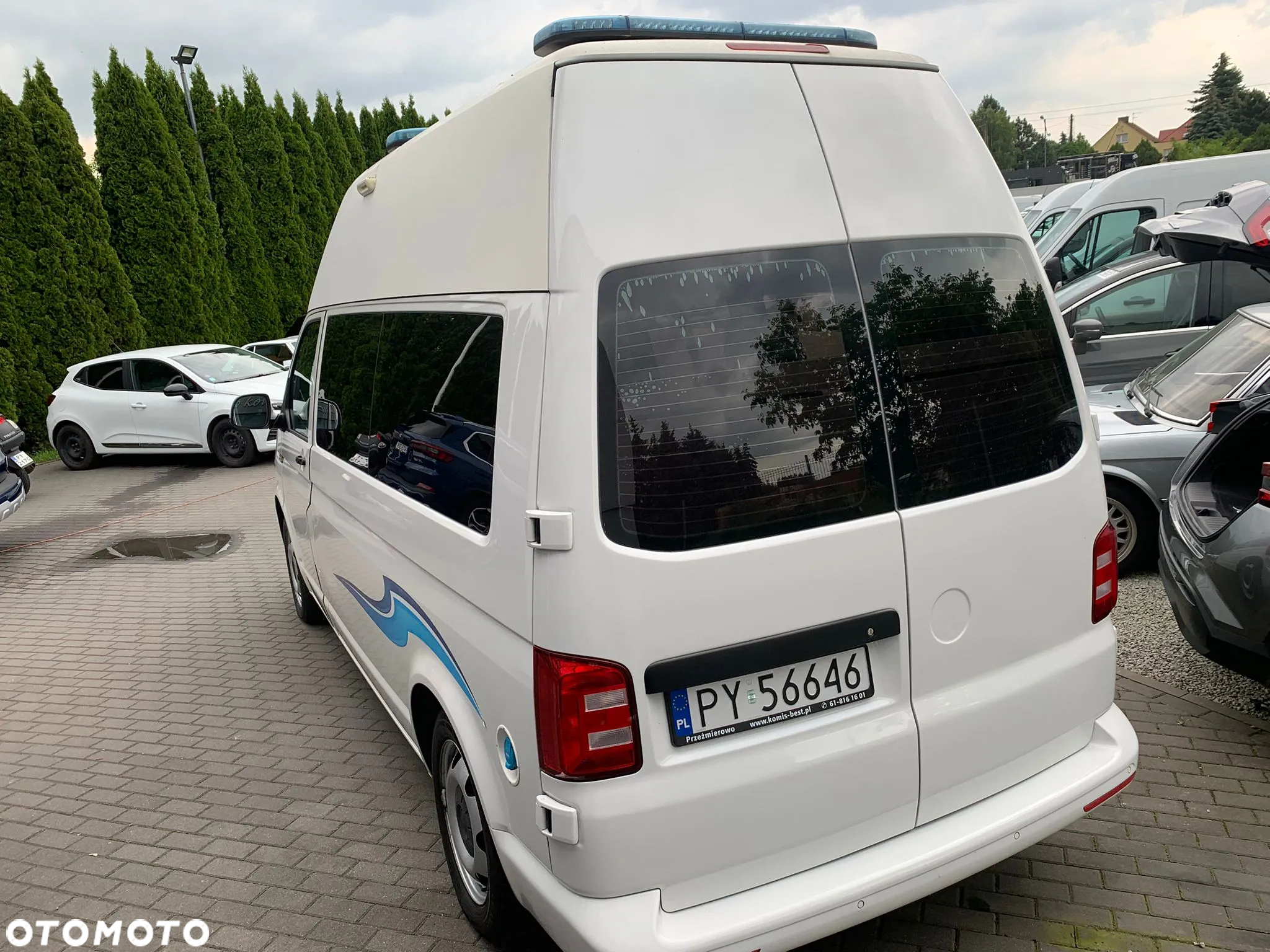 Volkswagen Transporter T6 Karetka Ambulans - 3