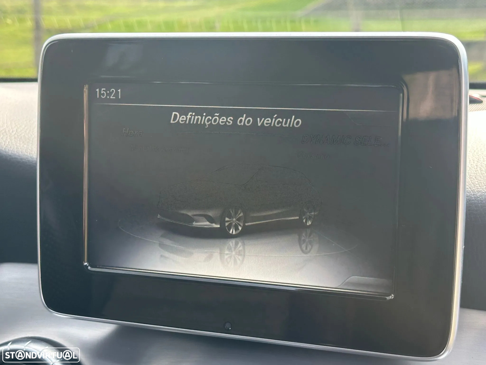 Mercedes-Benz CLA 180 d Shooting Brake AMG Line - 21