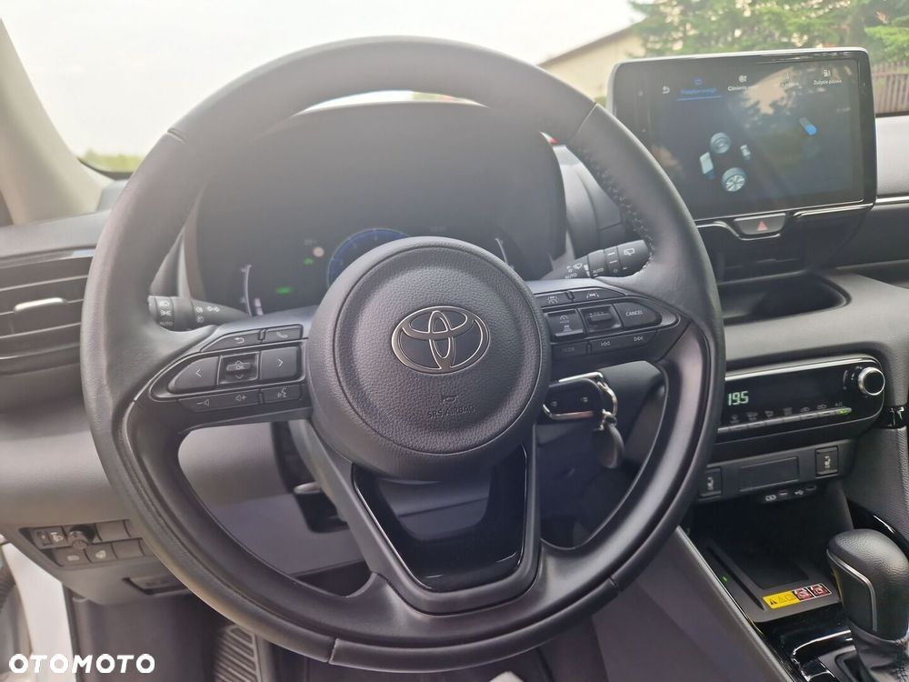 Toyota Yaris Hybrid 1.5 Style - 17