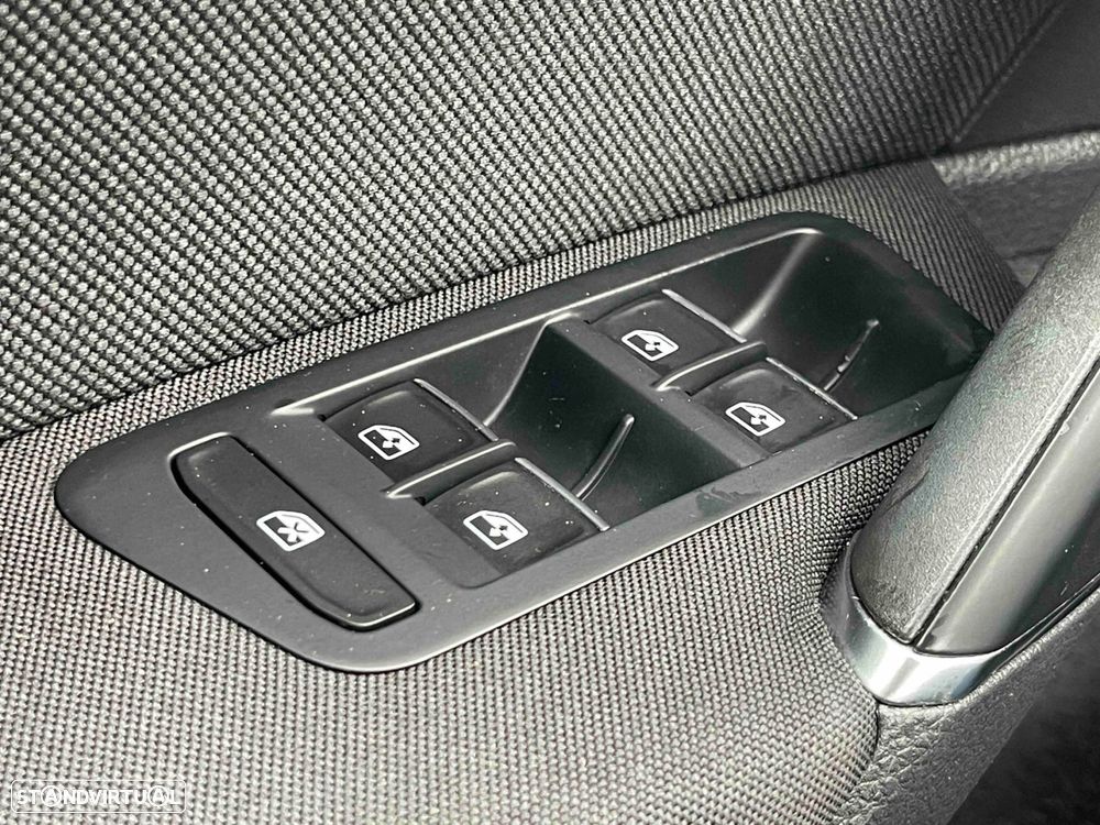 VW Golf 1.4 GTE Plug-in - 31