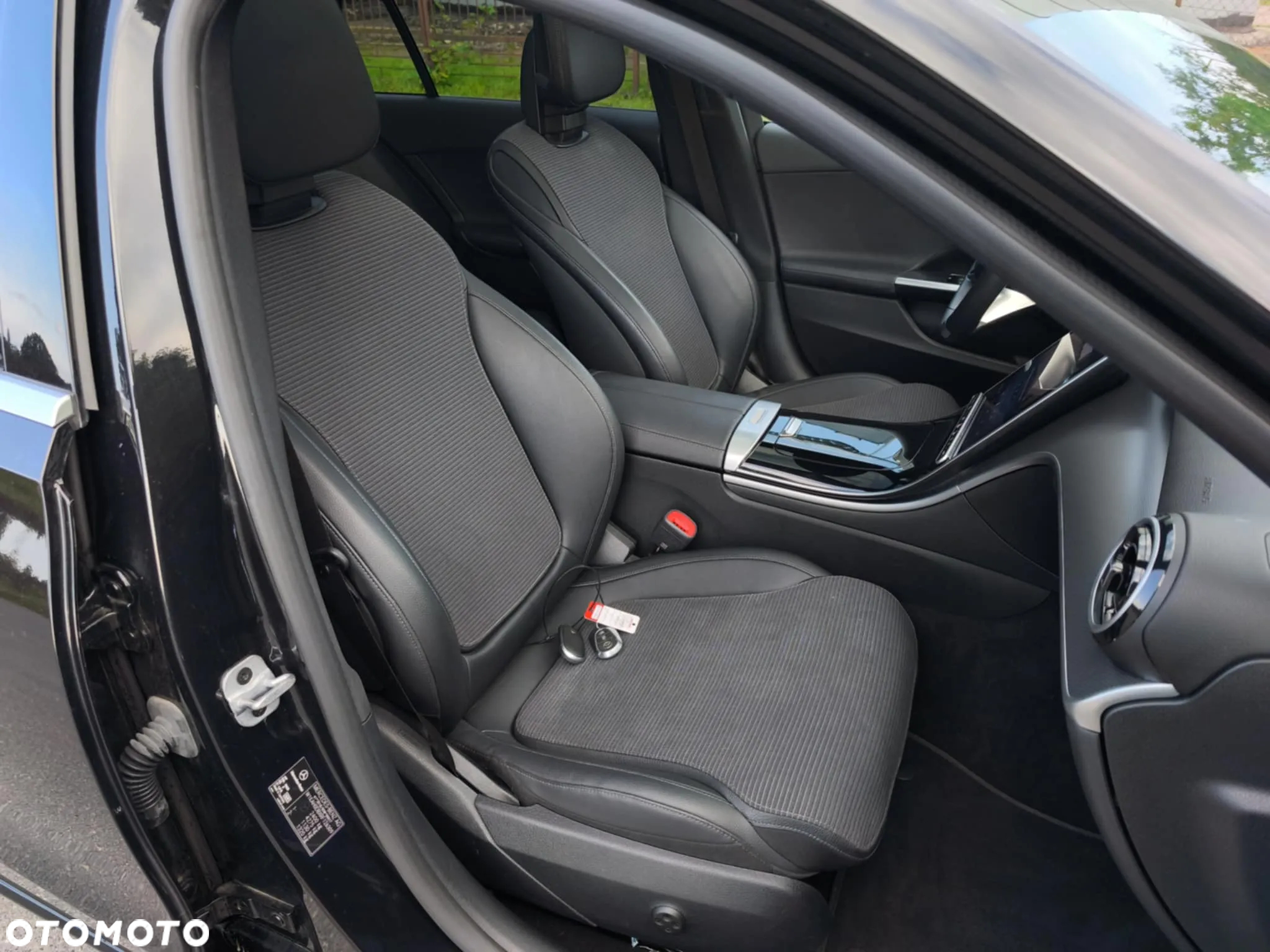 Mercedes-Benz Klasa C 200 d T 9G-TRONIC Avantgarde Advanced - 28