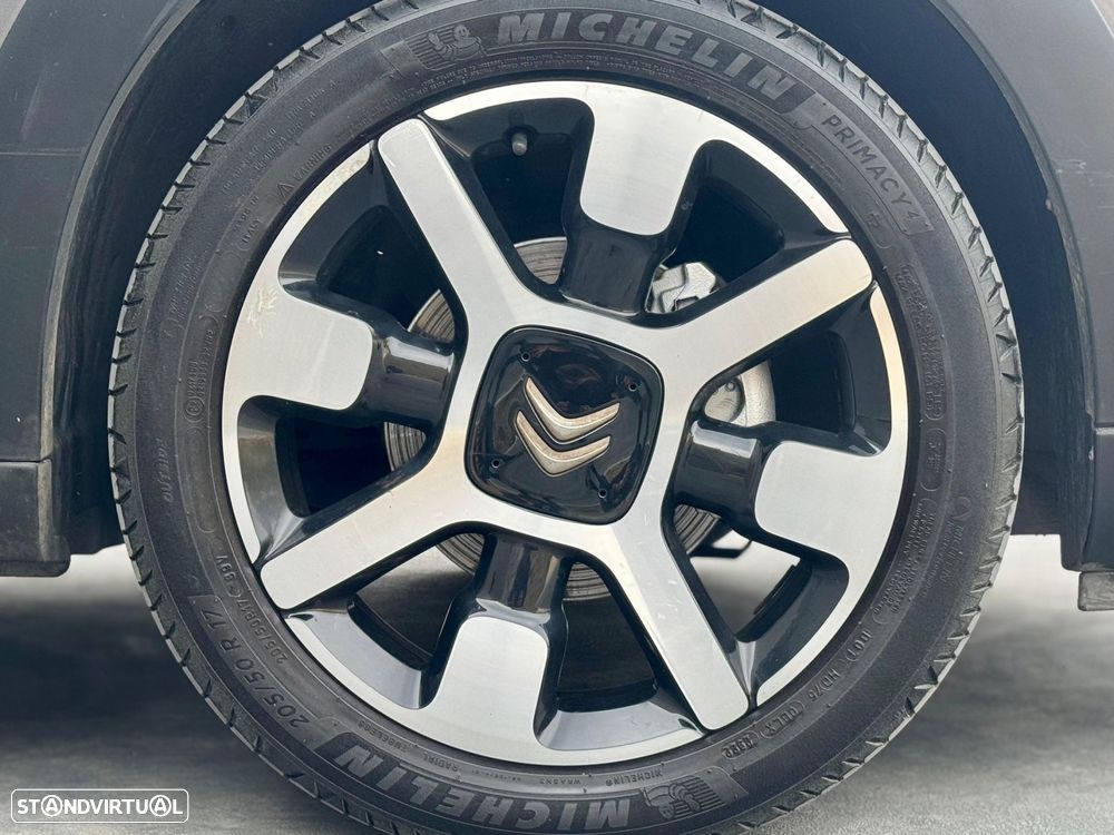 Citroën C3 1.2 PureTech Shine EAT6 - 44