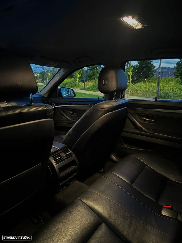 BMW 520 d Auto - 37