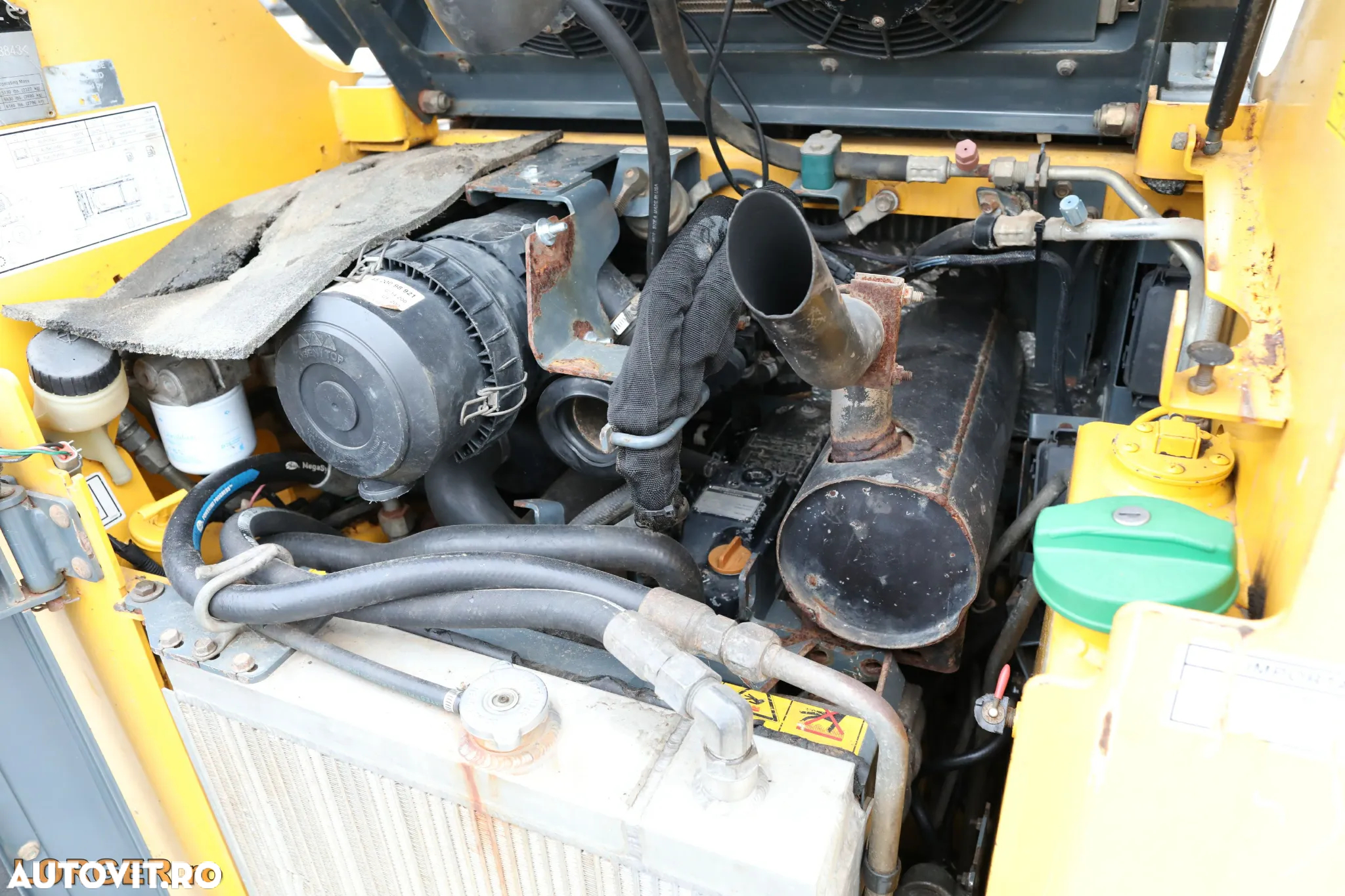 Gehl R135 - 8