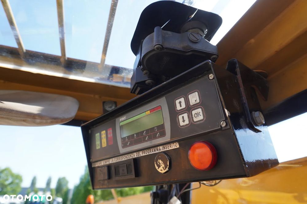 Inny Dźwig terenowy Locatelli Gril 830C / 1700 MTH! / Udźwig 30 ton / Zasięg 24,5 metra_252632 - 29