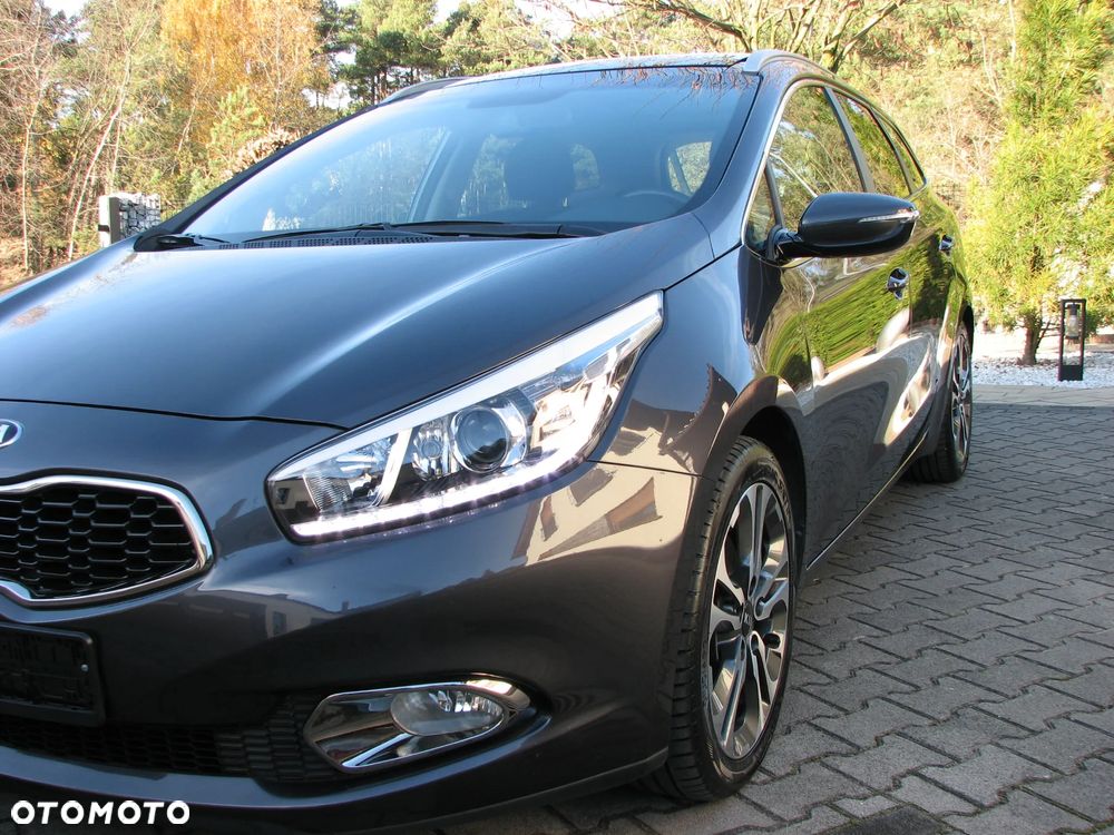 Kia Ceed 1.6 CRDi 128 Platinum Edition - 13