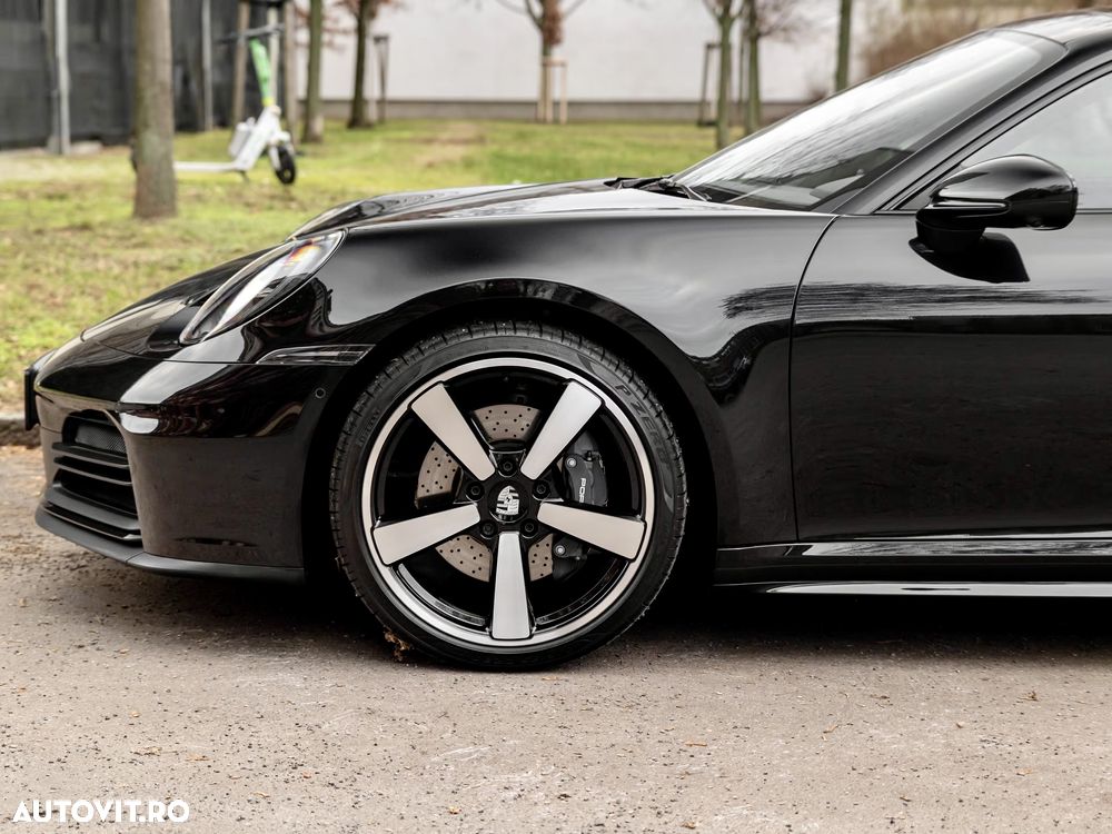 Porsche 911 Carrera PDK - 8