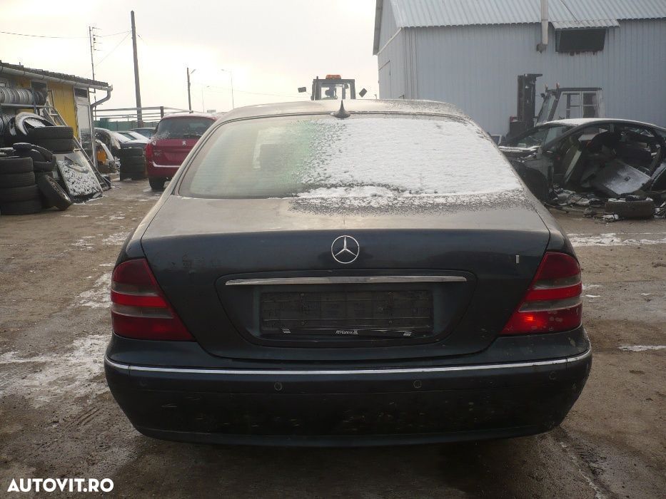 Dezmembrez Mercedes-Benz S320 cdi w220 - 2