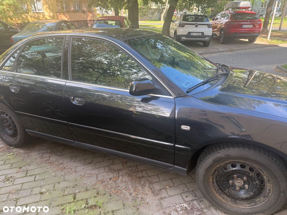 Audi A4 Limousine - 7