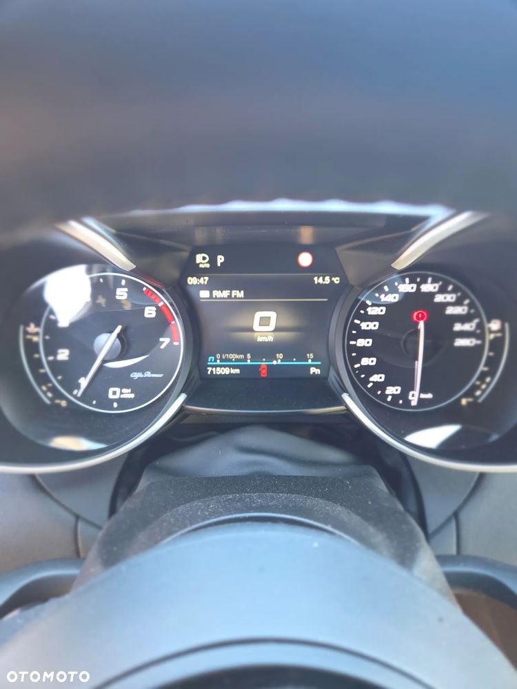 Alfa Romeo Giulia 2.0 Turbo Veloce Q4 - 5