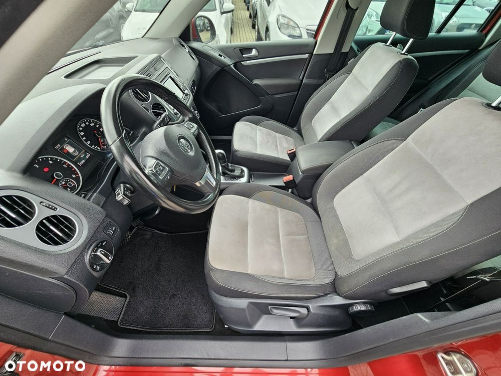 Volkswagen Tiguan 2.0 TDI DPF 4Motion BlueMotion Technology DSG Sport & Style - 31