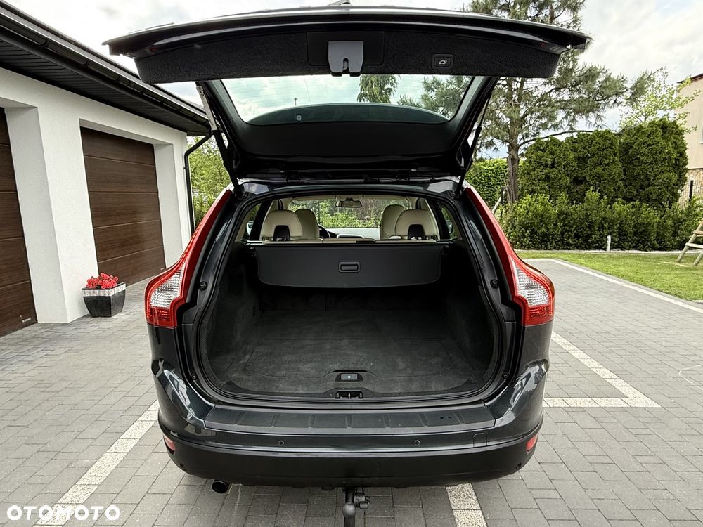 Volvo XC 60 DRIVe Momentum - 34