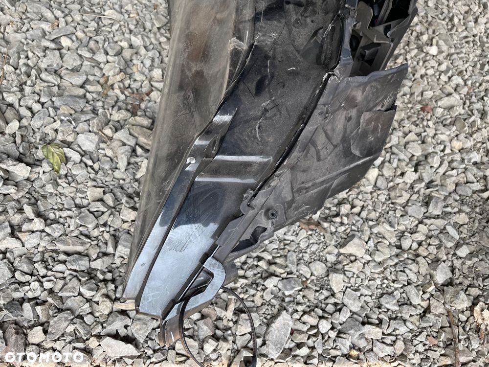 LAMPA PRAWY PRZÓD LEXUS RX450H 2016-2021 - 5