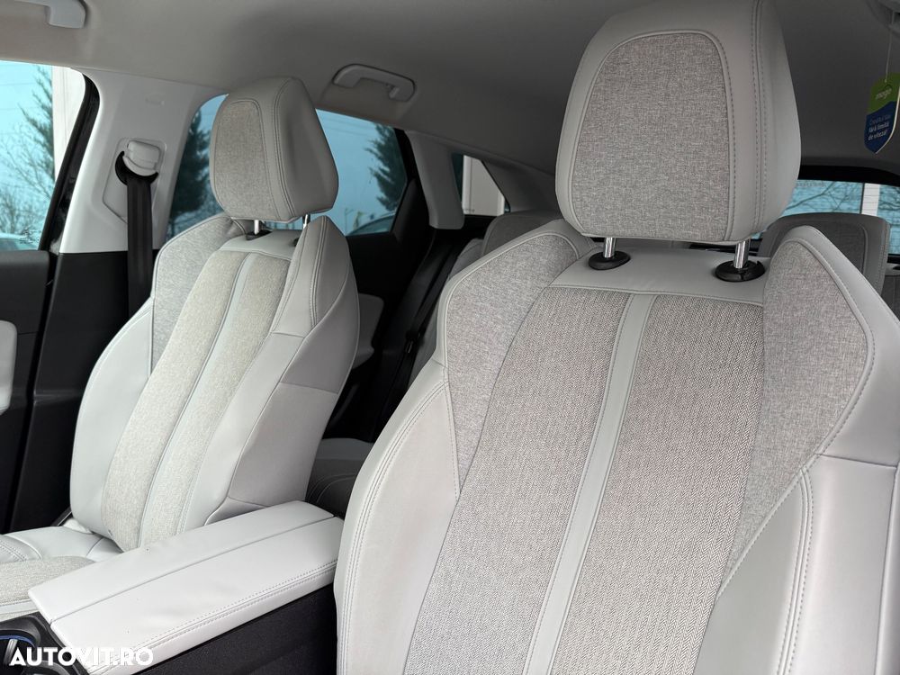 Peugeot 3008 PureTech 130 Stop & Start GPF EAT8 GT - 12