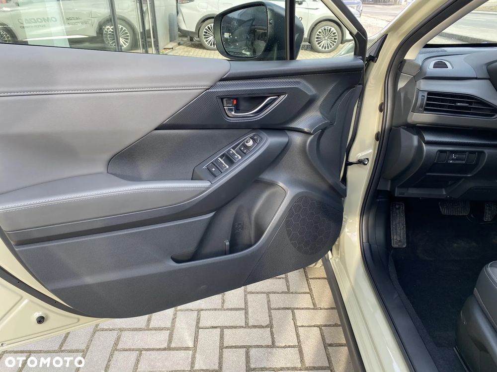 Subaru Crosstrek 2.0i-S e-Boxer Platinum (EyeSight) Lineartronic - 10