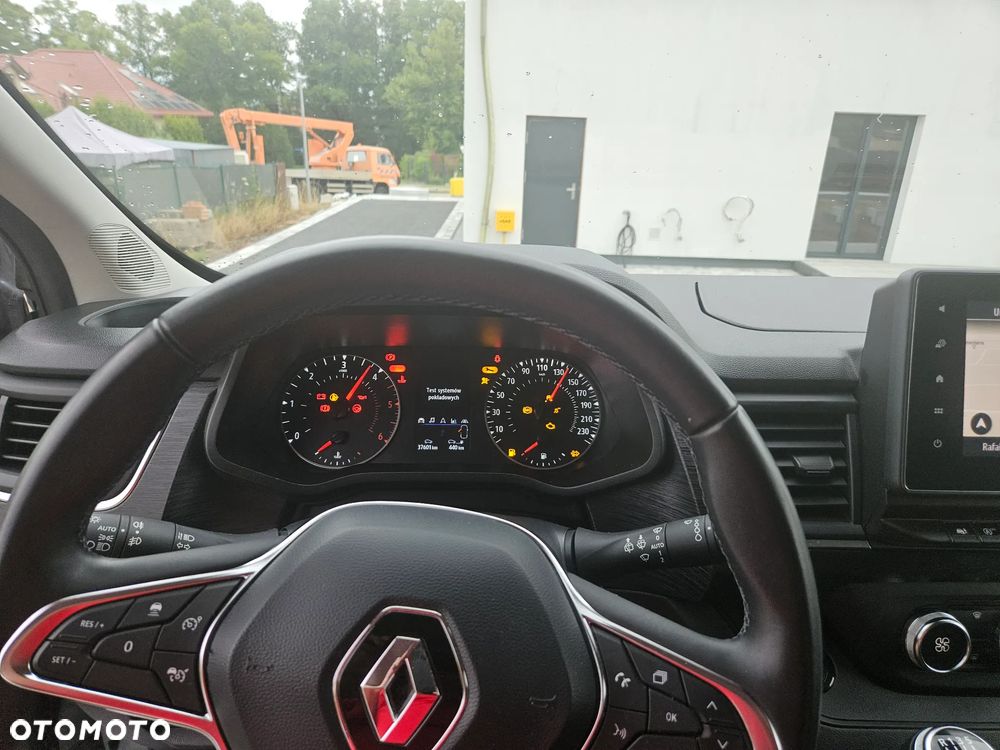 Renault Trafic - 17