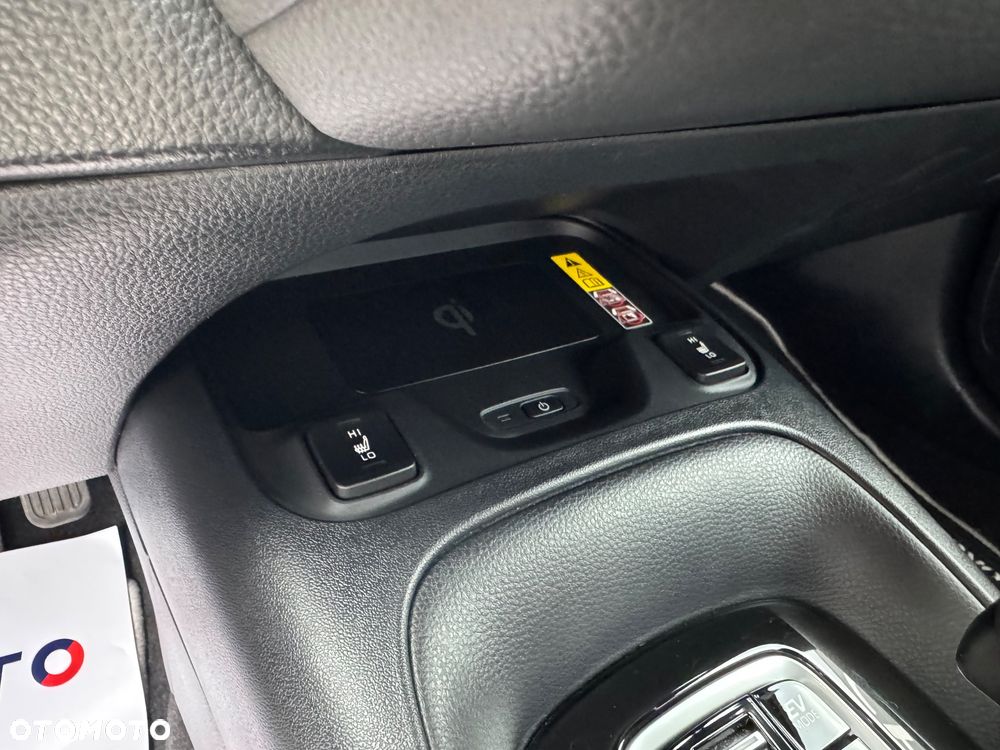 Toyota Corolla 1.8 Hybrid Style - 22