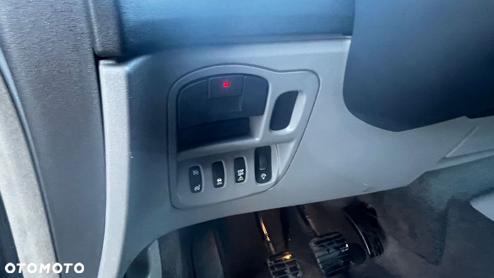 Renault Grand Espace 2.0 dCi FAP Edition PGA - 26