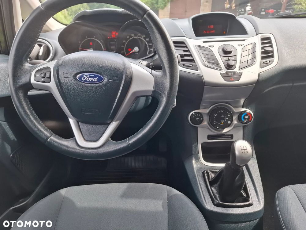 Ford Fiesta 1.25 Champions Edition - 10