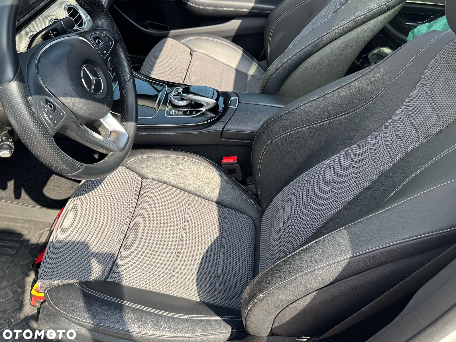 Mercedes-Benz Klasa E 200 d T 9G-TRONIC Avantgarde - 24
