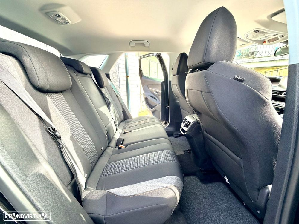 Peugeot 3008 1.2 PureTech Active - 14