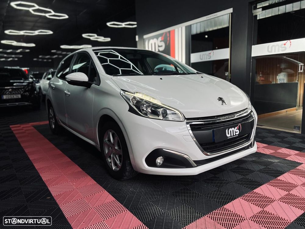 Peugeot 208 1.2 VTi Active - 6