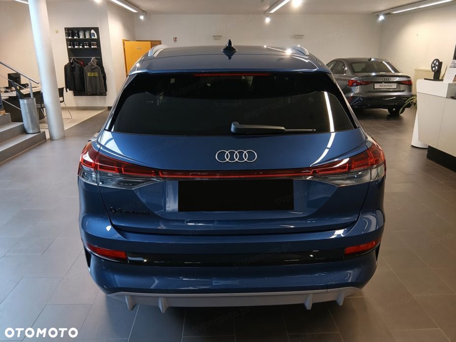 Audi Q4 e-tron - 5