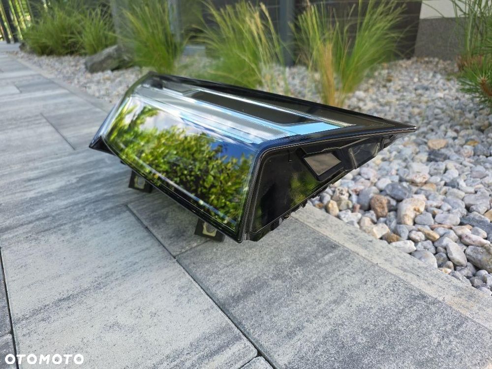 AUDI Q7 SQ7 4M0 LIFT Lampa prawa przód Kompletna Full Led Matrix 4M0941040D - 3