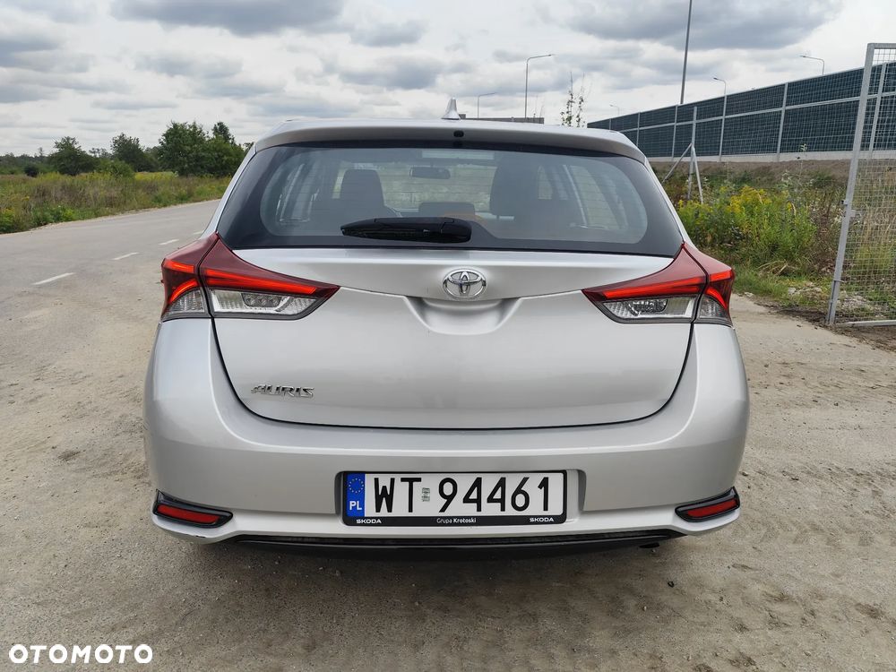 Toyota Auris 1.33 VVT-i Active - 2