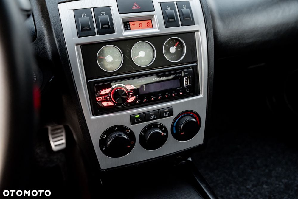 Hyundai Coupe 2.0 GLS - 32