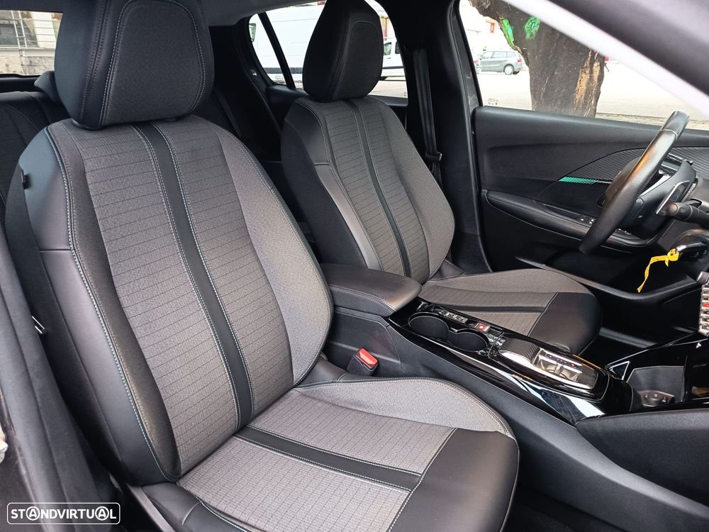 Peugeot 208 1.2 Hybrid Allure e-DCS6 - 9