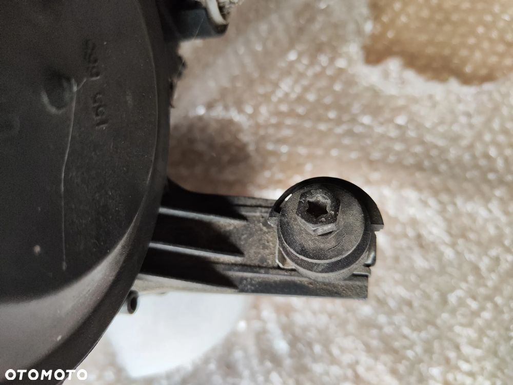 Reflektor VW Crafter przedni prawy, lampa lewy przód 7C1941006 - 9