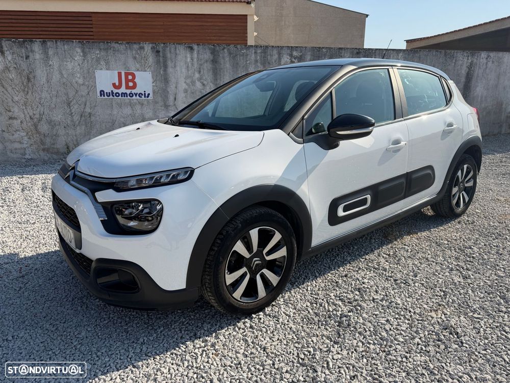 Citroën C3 1.2 PureTech Shine - 1