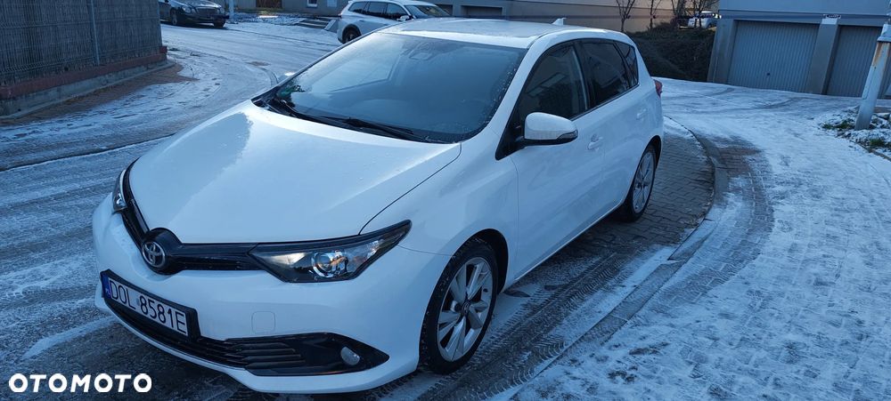 Toyota Auris 1.2 T Prestige MS - 1
