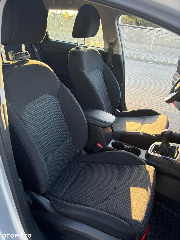 Kia Ceed 1.6 CRDi mHEV S - 2