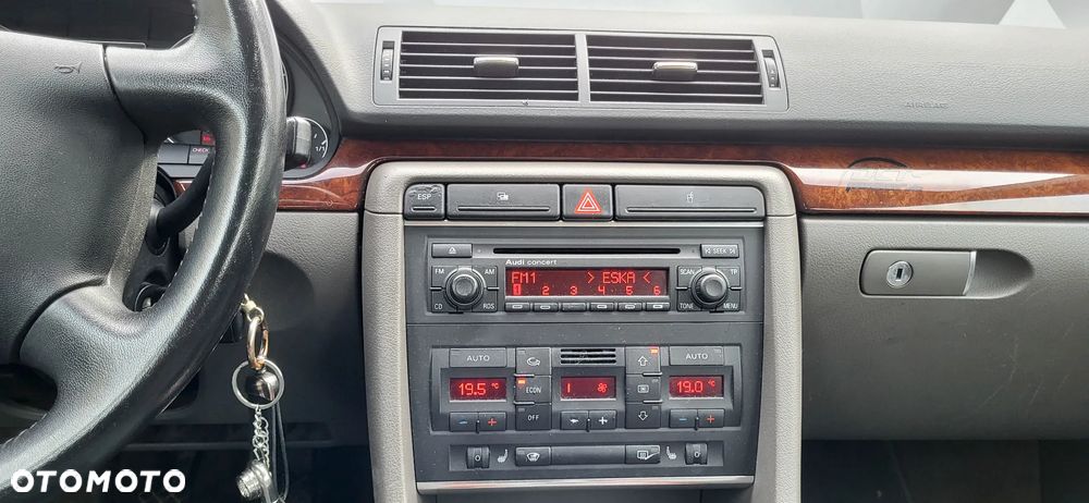 Audi A4 Avant 1.8 T - 22