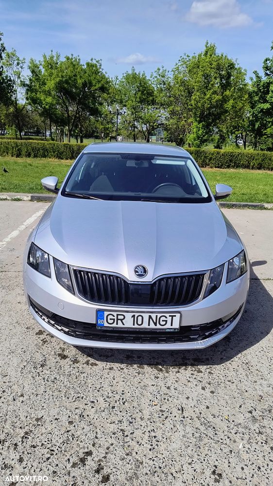 Skoda Octavia - 1