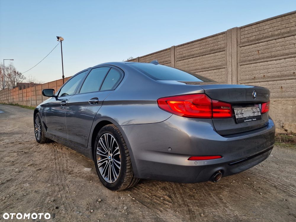 BMW Seria 5 530e iPerformance Sport Line sport - 6
