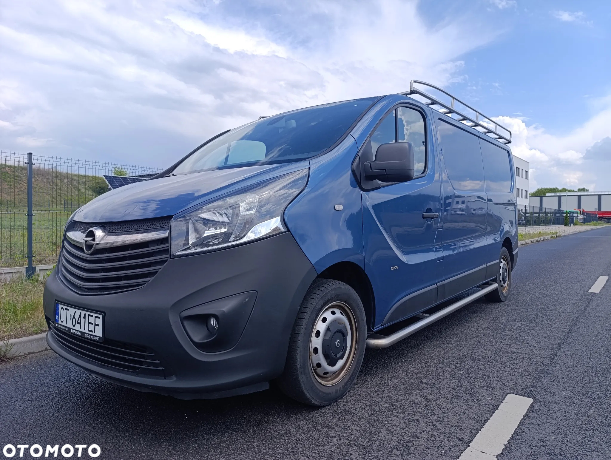 Opel Vivaro - 2