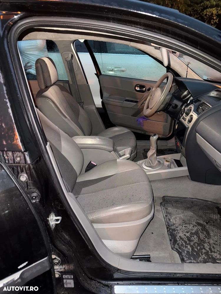 Renault Megane II Sedan 1.5 dCi Confort Privilege - 3