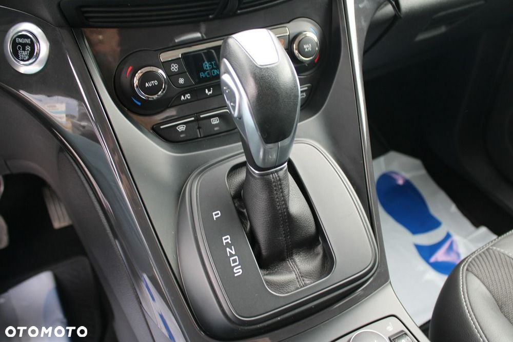 Ford Kuga - 23