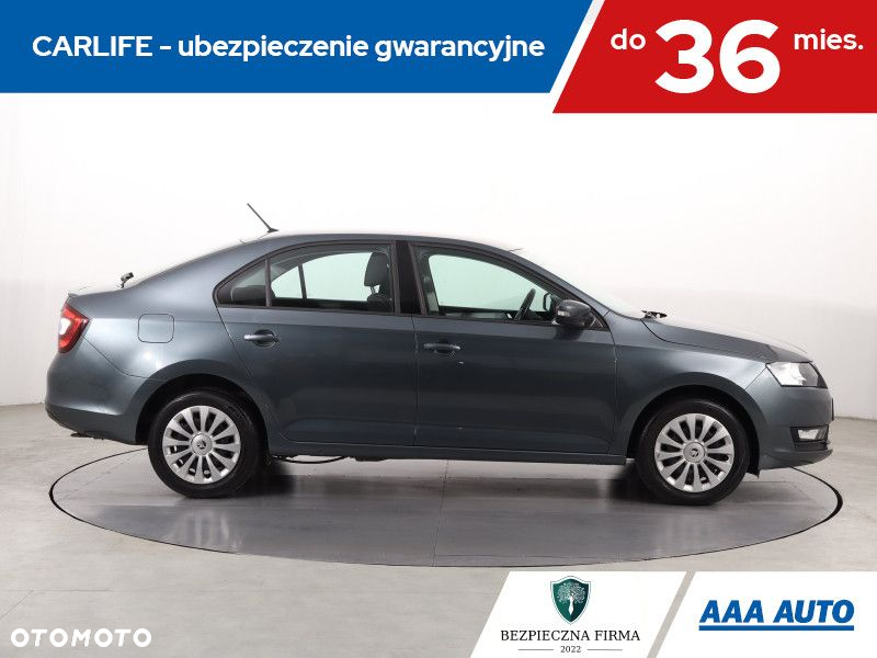 Skoda RAPID - 7