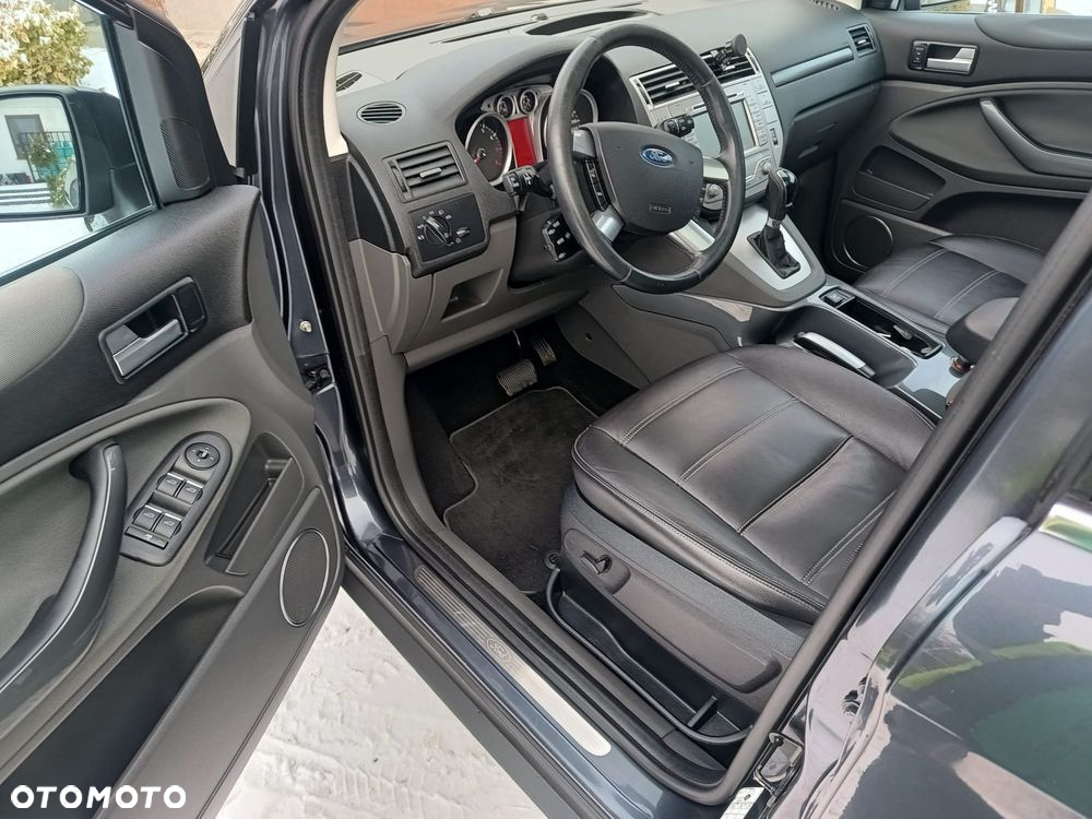 Ford Kuga 2.5 4x4 Titanium - 10