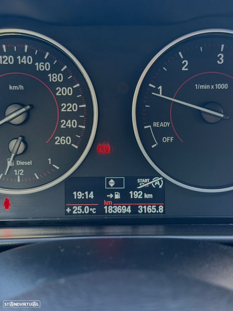 BMW 114 d Pack M - 15