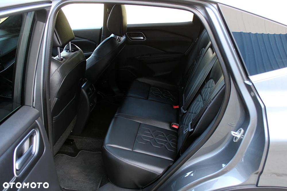 Nissan Qashqai 1.3 DIG-T Tekna DCT - 19