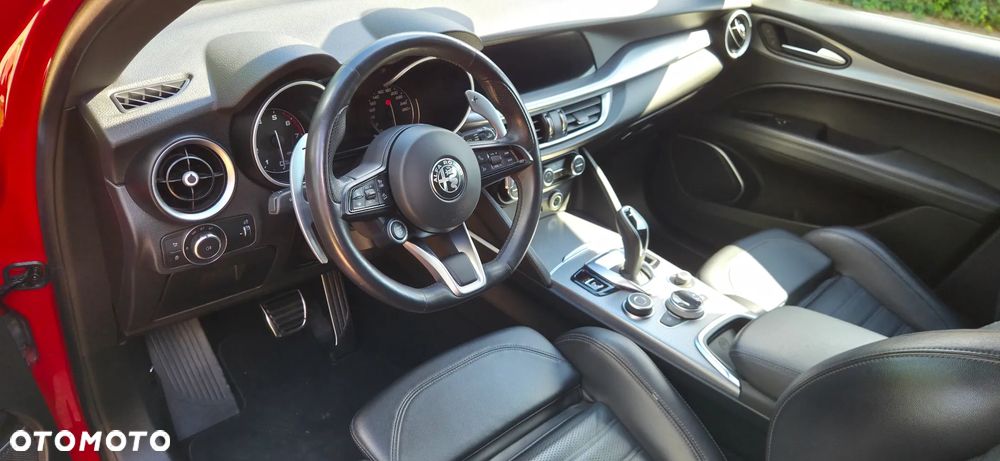 Alfa Romeo Stelvio 2.0 Turbo Veloce Q4 - 7